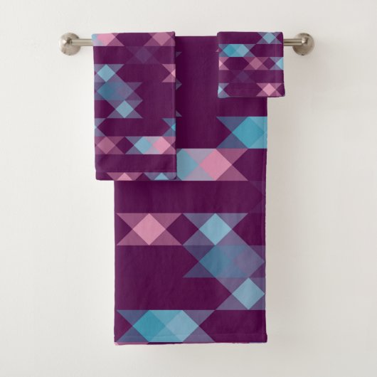 blues, pinks and purple geometric badhandtuch set (Insitu)