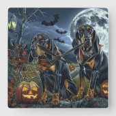 Bluetick Coonhound Halloween Spooky Quadratische Wanduhr (Vorderseite)