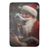 Bluetick Coonhound mit Weihnachten des Weihnachtsm Badematte (Vorderseite Vertikal)