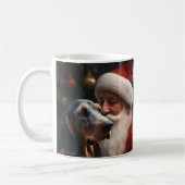 Bluetick Coonhound mit Weihnachten des Weihnachtsm Kaffeetasse (Links)