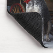 Bluetick Coonhound Snowy Sleigh Weihnachtsdekor Mousepad (Ecke)