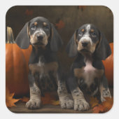 Bluetick Coonhound Welpe Herbst Delight Pumpen Quadratischer Aufkleber (Vorderseite)