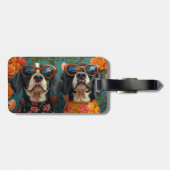 Bluetick Coonhound with Heart Rose Valentinstag Gepäckanhänger (Rückseite horizontal)