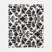 Blüh Damask Art I Black on Cream Fleecedecke (Vorderseite)