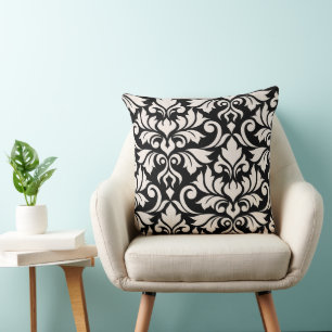 Blüh Damask Art I Cream on Black Kissen