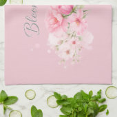 Blühe sanft – Pastell-Wasserfarben-Blumen Geschirrtuch (Gefaltet)