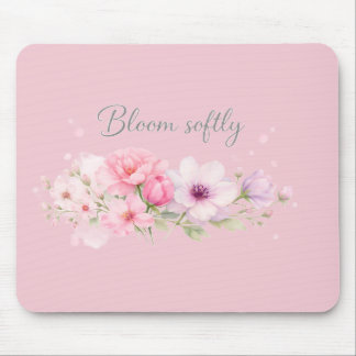 Blühe sanft – Pastell-Wasserfarben-Blumen Mousepad