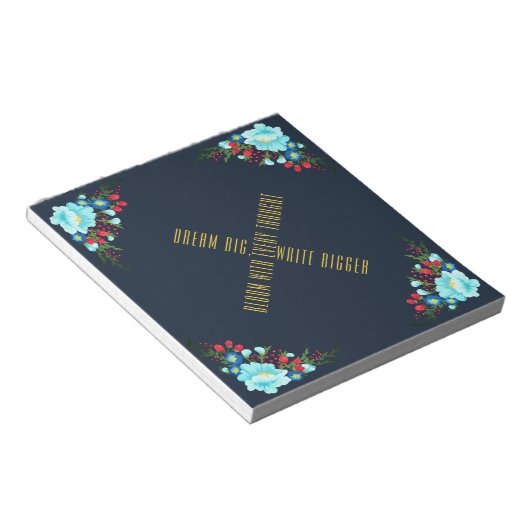 Blühen mit jedem Notizblock (angewinkelt)