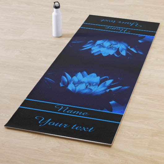 Blühende Blaue Wasserlilie Lotus Blume Personalisi Yogamatte (Beispiel)