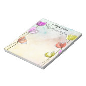 Blühende Blume mit dunklen Linien - ein Hinweis au Notizblock (Rotiert)