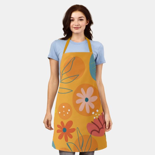 Blühende Blume über die gesamte Schürze (Getragen)