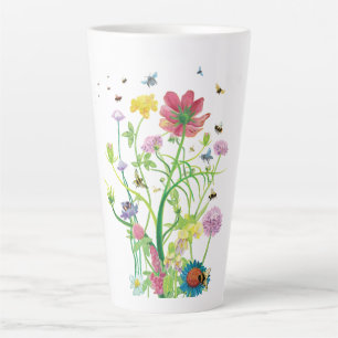 Blühende Blumen für wilde Bienen und Hummeln Milchtasse