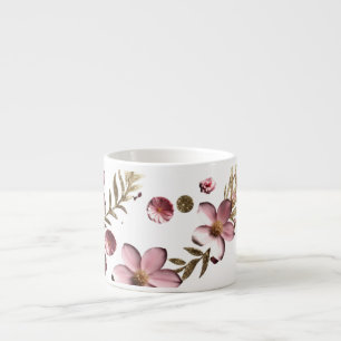 Blühende Eleganz: Tasse Espresso