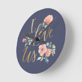 Blühende Freude Blau | I LIEBE Runde Wanduhr (Winkel)