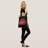 Blühende Kaktus-Freude Tasche (Am Model)