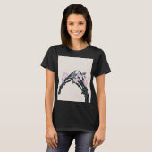 Blühende Knochen #3 - Zwei Hände berühren T-Shirt (Vorne ganz)