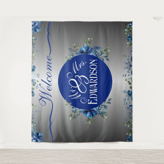 Blühende Liebe: Ein Blumenfreund zu unserer Hochze Wandteppich (Vorderseite)