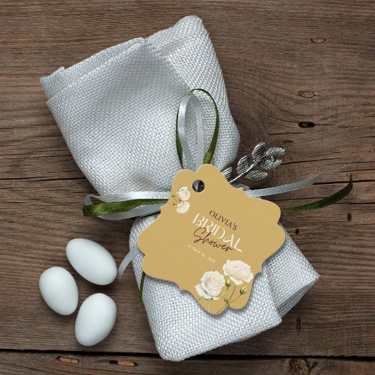 Blühende Liebe mit weißem RosenBrautparty Geschenkanhänger