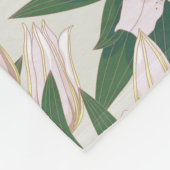 Blühende Lilien in Elfenbeingrün Fleecedecke (Ecke)