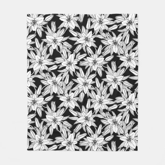 Blühende Lilien in Schwarz und Weiß Fleecedecke (Vorderseite)