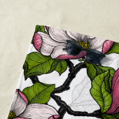 Blühende Magnolie und Titmausvogel Strandtuch (Beispiel)