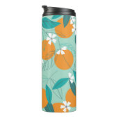Blühende Orangen in Blätter. Darstellung Thermosbecher (Nach rechts gedreht)