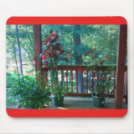 Blühende Pflanze auf Holzporen 3 Mousepad