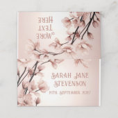 Blühende Romantik: Ein Blumenthema Platzkarte (Außenseite Aufgefaltet)