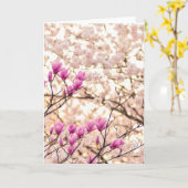 Blühende rosa lila Magnolien-Frühlings-Blume Karte (Gelbe Blume)