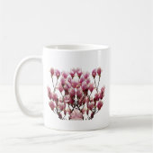 Blühende rosa Magnolias-Frühlingsstimmung in der B Kaffeetasse (Links)