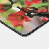 Blühende Rote Blüten Personalisiert Schreibtischunterlage (Ecke)