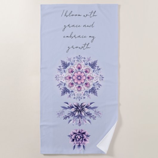 Blühende Ruhe Mandala Strandtuch (Vorderseite)