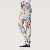 Blühender Apfelbaum, elegantes Muster. Leggings (Links)