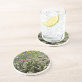 Blühender Beavertail Kaktus mit Wildblumen flowe Untersetzer (Seite)