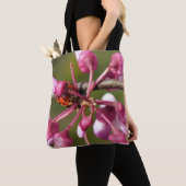 Blühender Redbug mit Ladybug Tasche (Von Nahem)