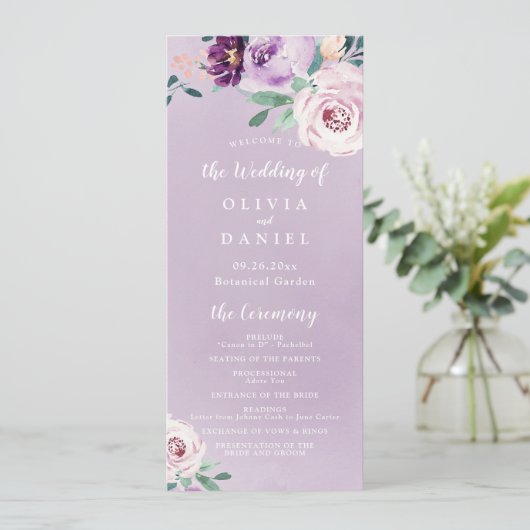 Blühendes botanisches Hochzeitsprogramm für lila B Menükarte (Stehend Vorderseite)