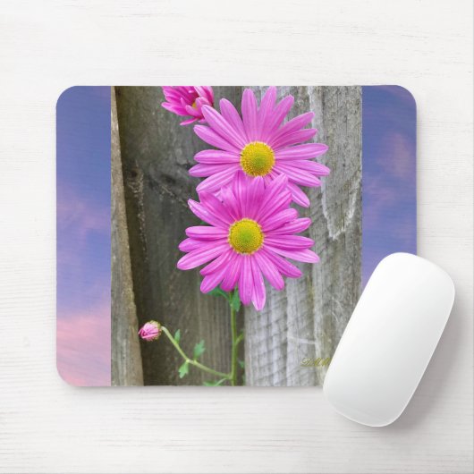 Blume auf dem Zaun-Mauspad. Mousepad (Mit Mouse)