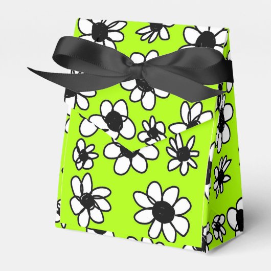 Blume auf der grünen Box Geschenkschachtel (Vorderseite)