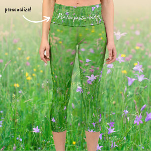 Blume auf der Wiese Capri Leggings