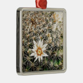 Blume auf einem Kaktus Ornament Aus Metall (Rechts)