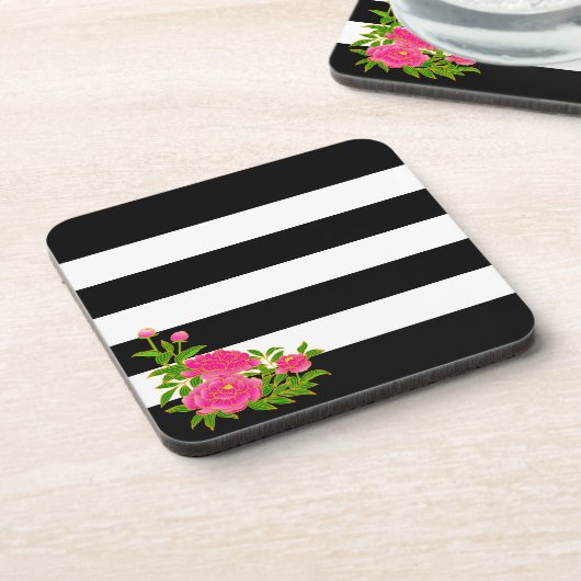 Blume auf schwarz-weiß gestreift getränkeuntersetzer (Linke Seite)