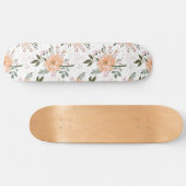Blume auf weißem Hintergrund Skateboard (Horizontal)