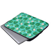 Blume aus der White Water Lilie & Lily Pad Muster Laptopschutzhülle (Vorne Knopf)