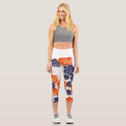 Blume aus handgefertigten Frühlingstoffen, orange Capri Leggings (Vorderseite)