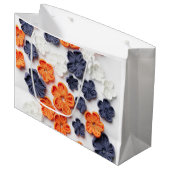 Blume aus handgefertigten Frühlingstoffen, orange Große Geschenktüte (Vorderseite Schrägansicht)