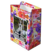 Blume aus Mosaik, in Trikolore gehalten Mittlere Geschenktüte (Rückseite Schrägansicht)