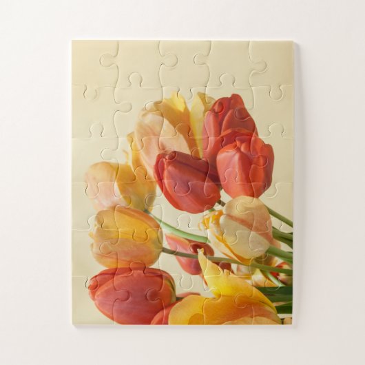 Blume aus Orange, Gelb und Rotem Tulip Puzzle (Vertikal)