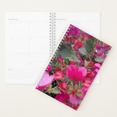 Blume aus rosa Papier im Garten Planer (Anzeige)