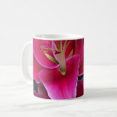Blume aus rosa Sterngazer Kaffeetasse (Vorderseite Links)