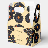 Blume aus schwarzem Samt Gefälligkeitsbox Geschenkschachtel (Geöffnet)